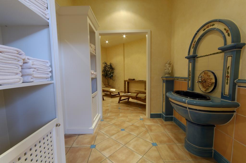 Hotel Kloster Hirsau Calw Instalações foto